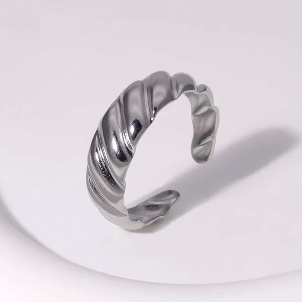 ✨ Silver Textured Wave Ring | Stainless Steel | Adjustable Statement ✨